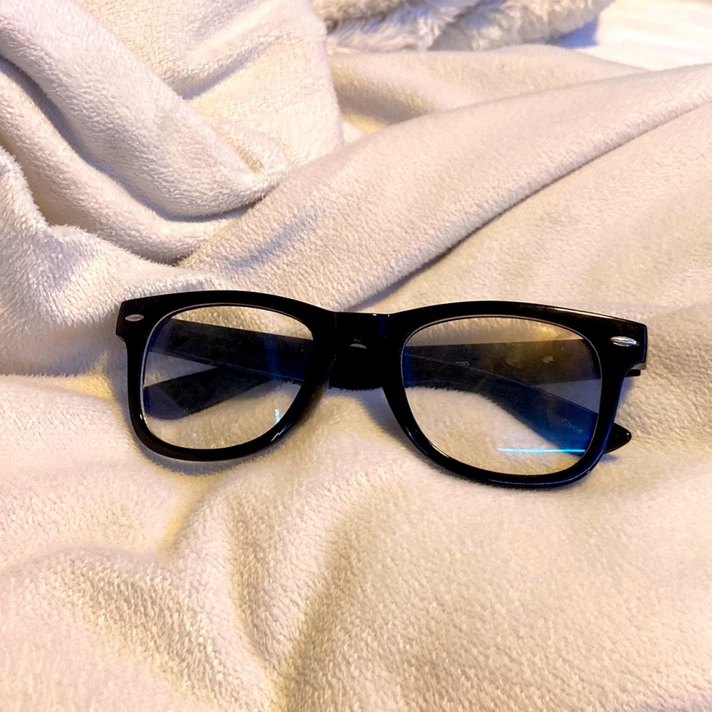 Blue light glasses
